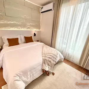 Modern With Self Check-in شقة